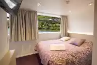 Cabine grand lit sur le pont principal