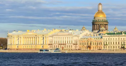 Escale croisière fluviale à Saint-Pétersbourg en Russie