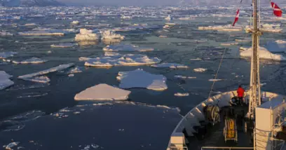 Bateau polaire : focus sur le brise glace | Comment ça marche ?