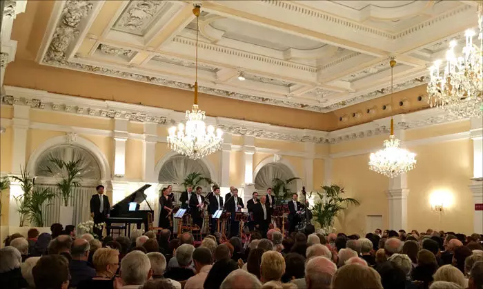 Concert et valses (Strauss et Mozart)