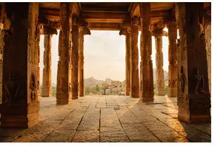 Vue intérieure d'un sanctuaire en Inde