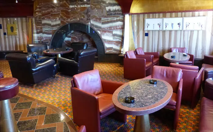 Le Cigar Bar