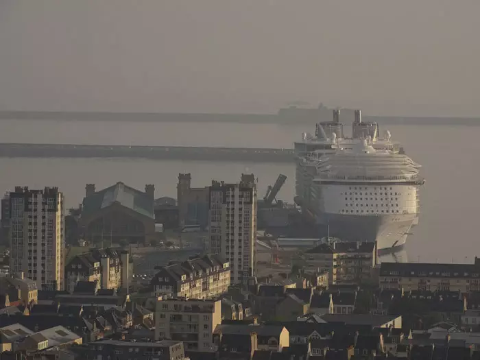 Vue lointaine du Harmony of the Seas