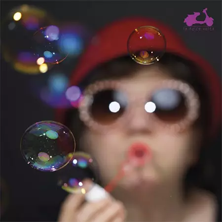 Bubbles, Dana Ciocarlie, label La Dolce Volta