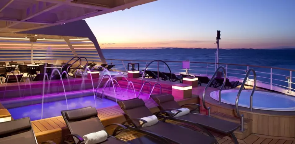 Une croisière à bord d'un bateau Seabourn est la parfaite combinaison entre luxe et détente