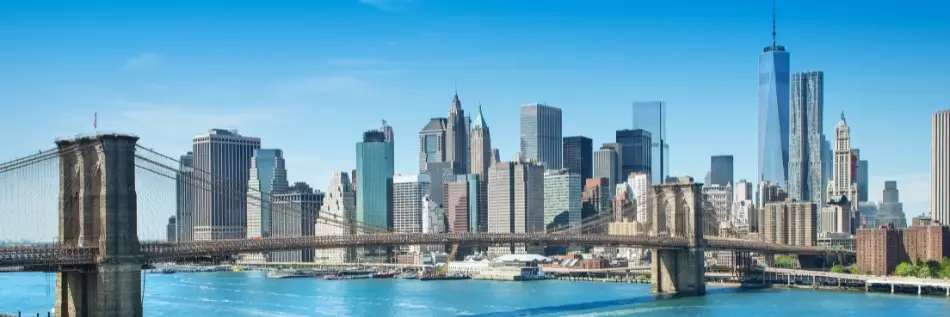 La Skyline de la ville de New York avec le pont de Brooklyn