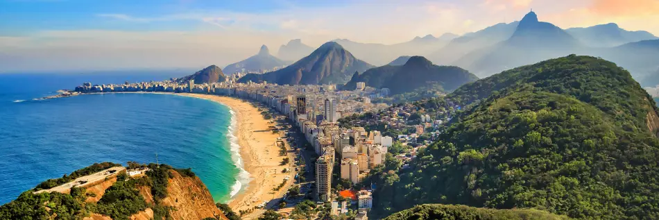 Rio de Janeiro, une grande ville du Brésil située en bord de mer