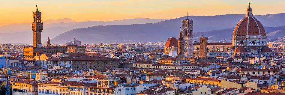Vue de Florence après le coucher du soleil de Piazzale Michelangelo, Italie