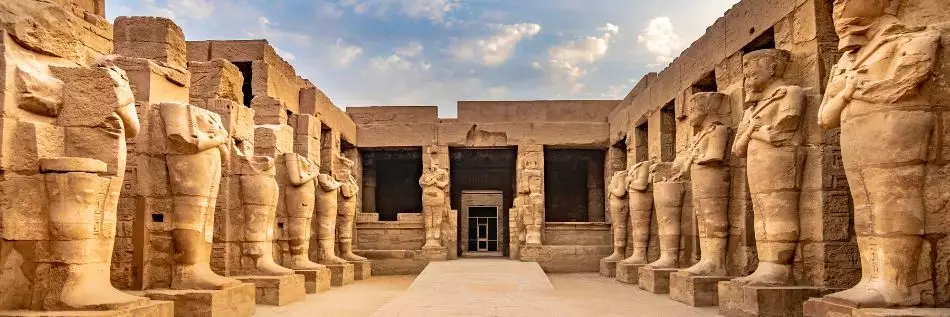 Le temple de Karnak, célèbre point de repère dans le monde près du Nil River et de Louxor, Egypte.