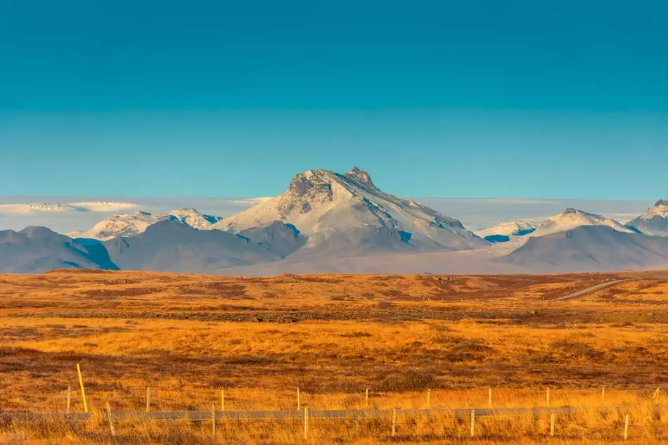 Le Hvannadalshnjúkur et ses terres désertiques en Islande