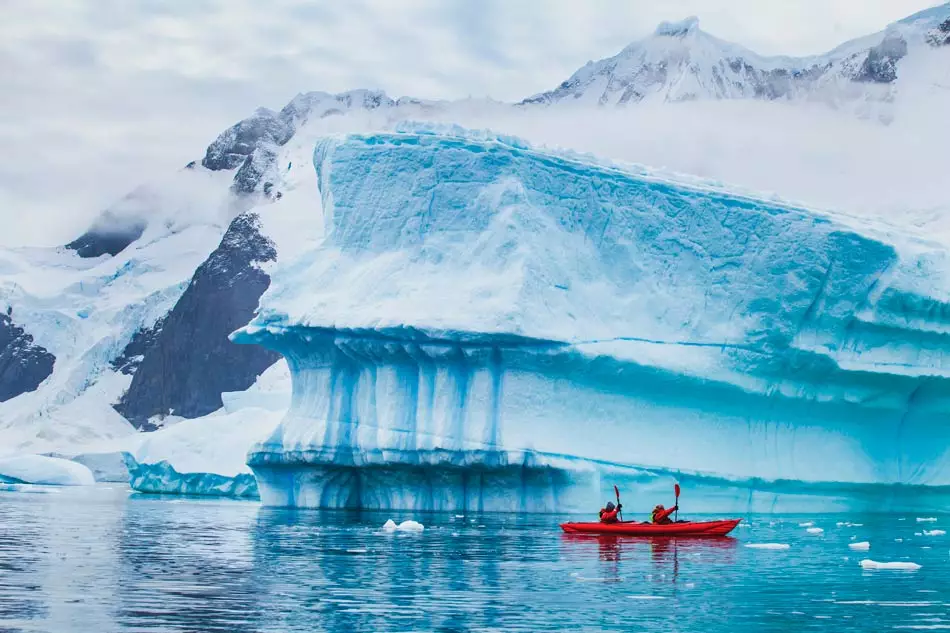Découvrir l'Antarctique en kayak