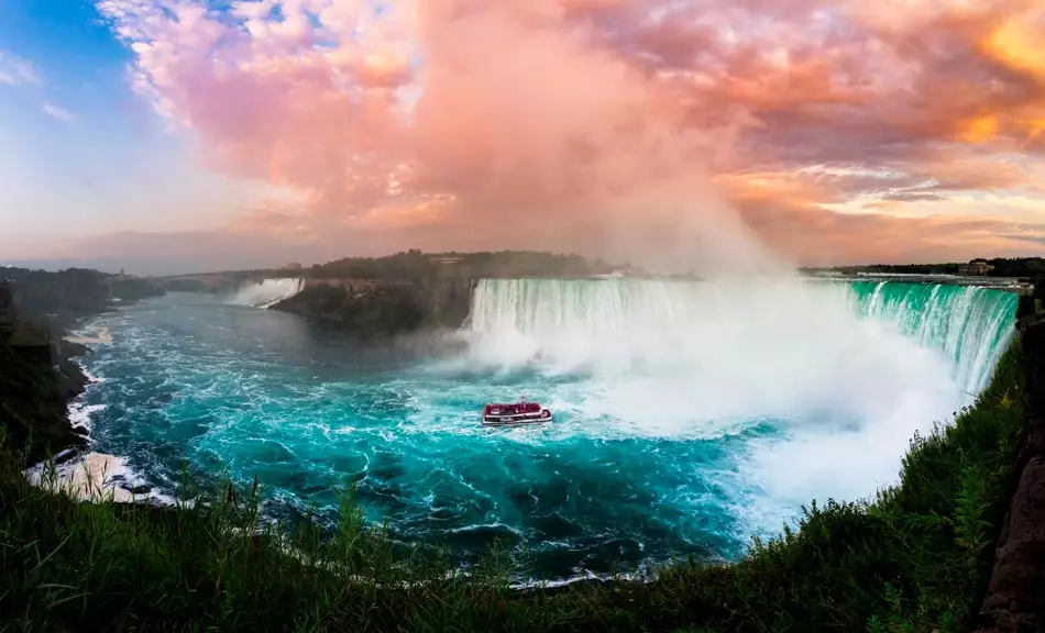 Majestueuses chutes du Niagara