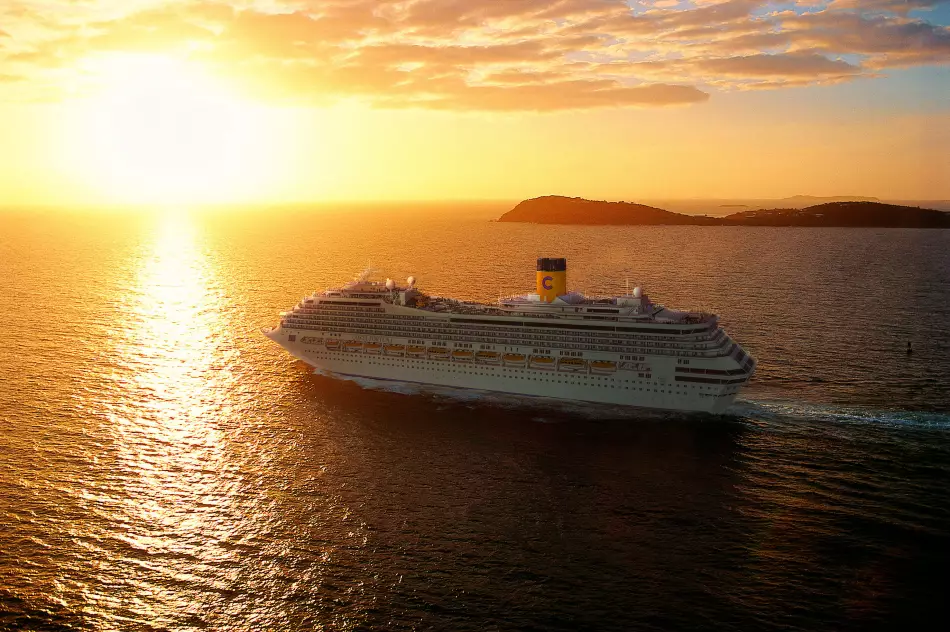 Costa Fortuna en navigation