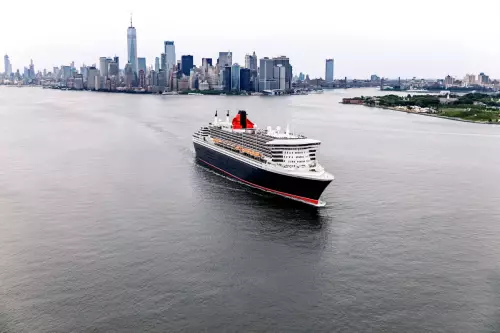 Queen Mary 2