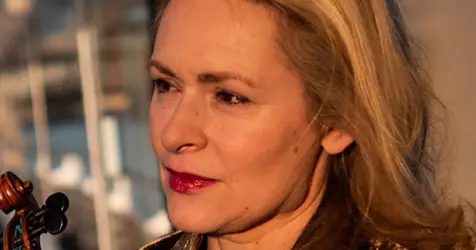 Sophie L.Wallez