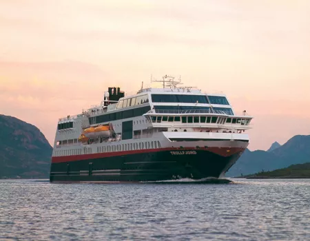 Trollfjord : descriptif, plans du navire, fiche technique, départs