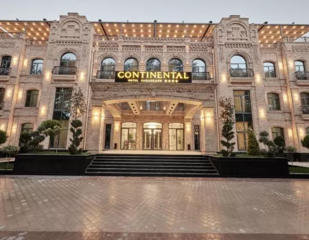 Continental (4 étoiles)