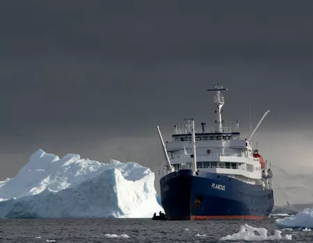 M/V Plancius
