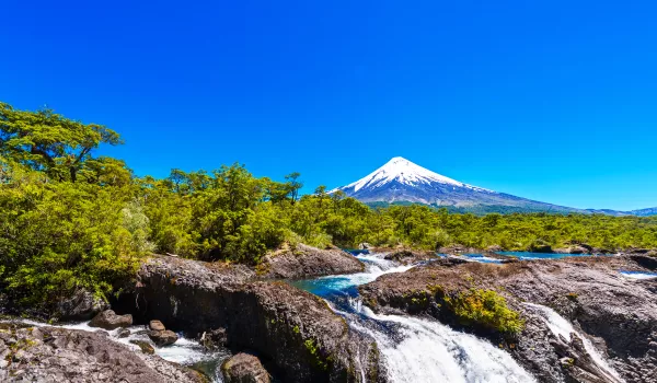 Jour 5 : Puerto Montt I Les cascades de Petrohué et la ville des Roses