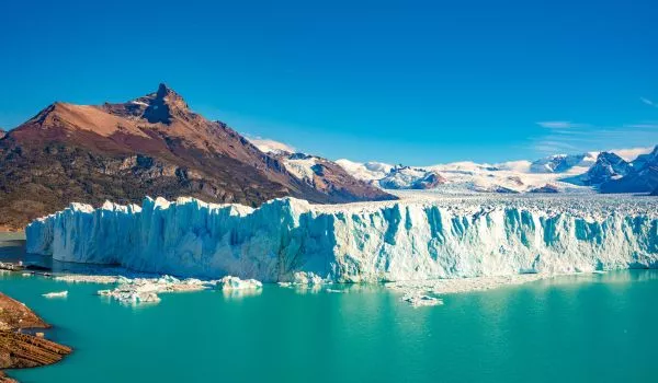 Jour 11 : Promenade en bateau sur le Lago Argentino I Glacier Perito Moreno