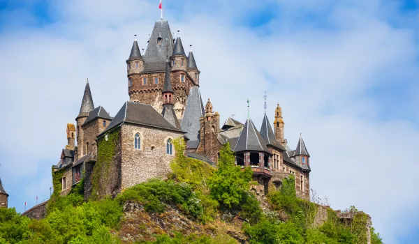 Jour 3 : Burg Eltz, un château médiéval sur les rives de l'Elzbach, affluent de la Moselle