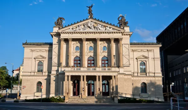 Jour 4 : Prague | Soirée exceptionnelle à l'Opéra de Prague