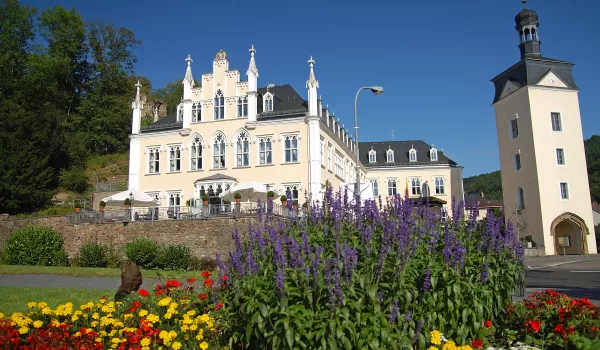 Jour 3 :  Château de Sayn, la vie de la princesse entre château et papillon