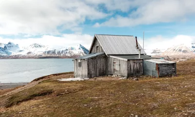 Ville de départ* / Oslo / Longyearbyen