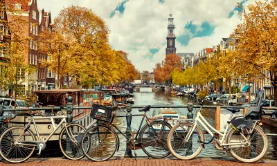 Ville de départ* / Amsterdam (Pays-bas)