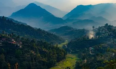 Nagarkot / Balthali (35 km - 2h)