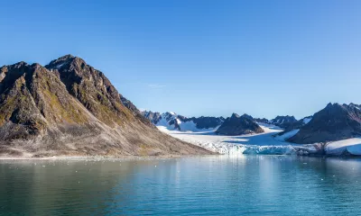 Smeerenburg / Baies du Roi et de la Madeleine / Fjord des baleiniers