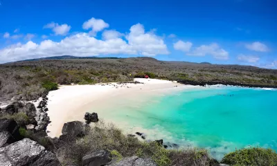 Île San Cristobal / Ville de retour