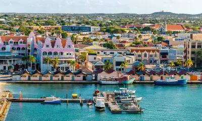 Oranjestad (Aruba) / Ville de retour