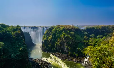 Chutes Victoria - Ville de retour*