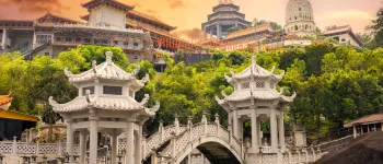 La Malaisie : jungle millénaire et cités historiques