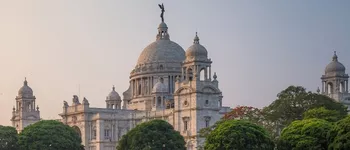 Sur les rives du Hooghly et du Gange, l'Inde secrète