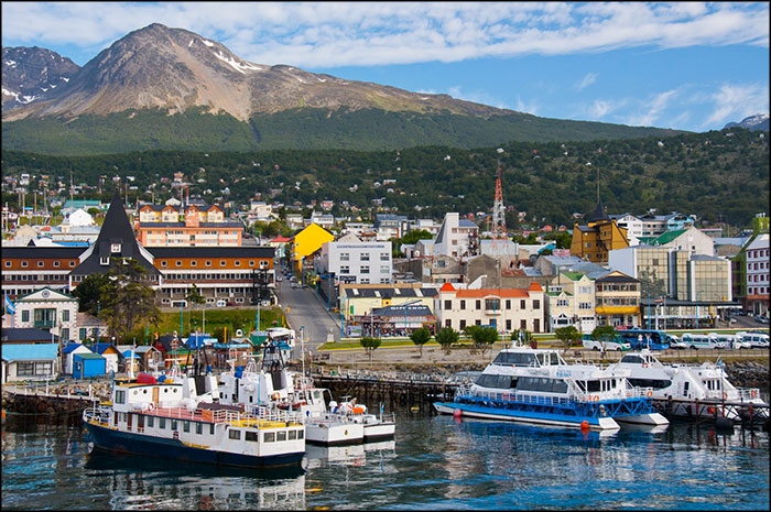 Vue sur le port de Ushuaia